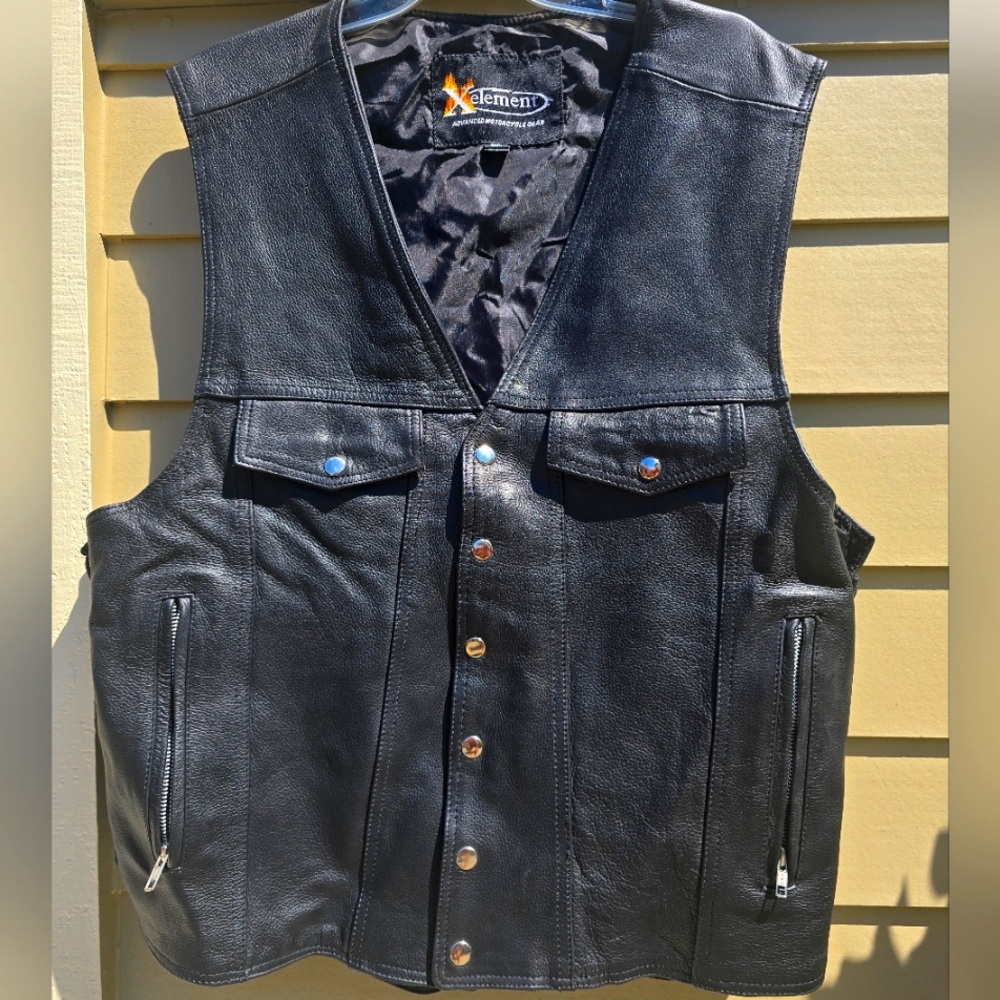 X Element Men's Black Leather Vest